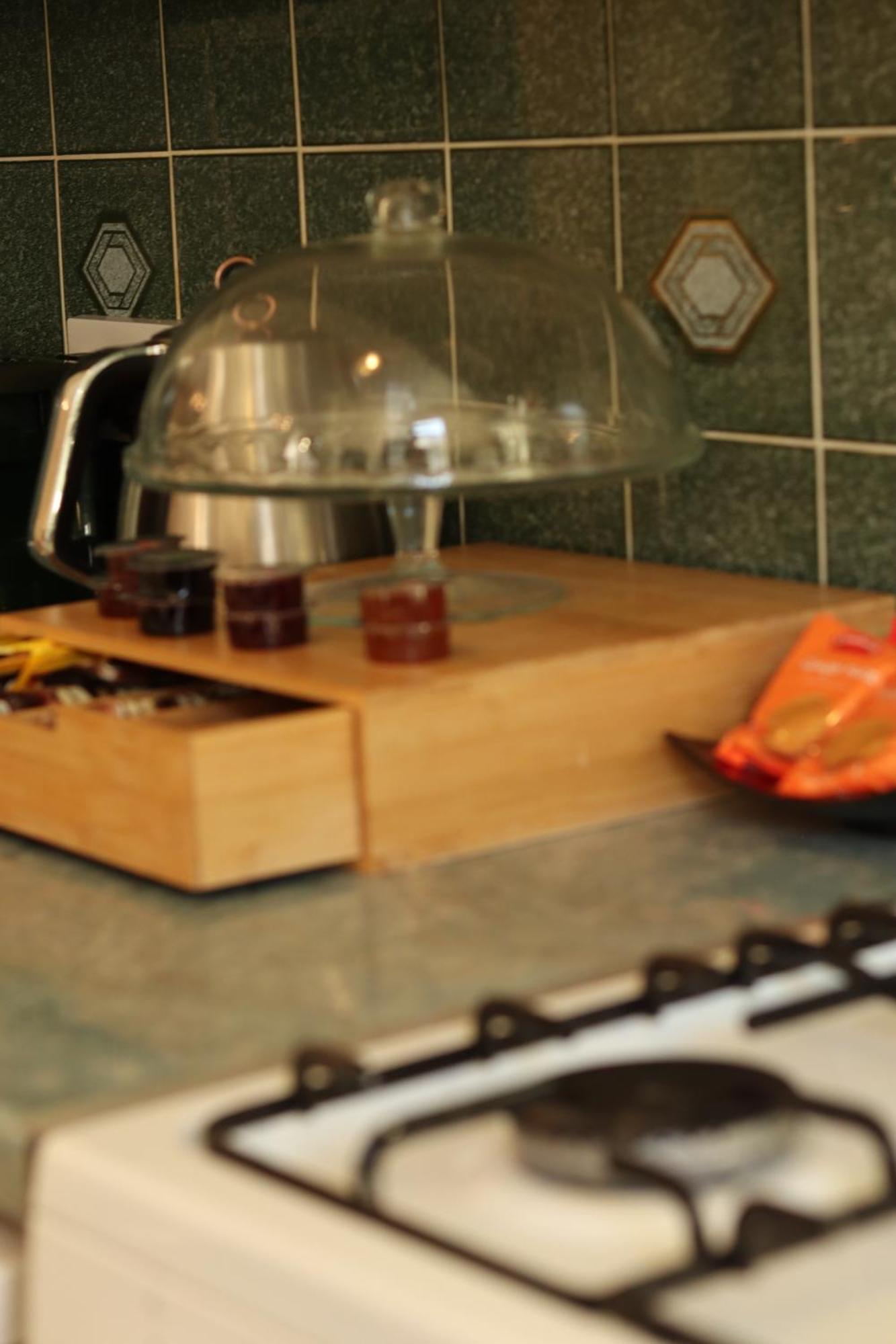 3 Bedrooms Flat In Old Town Sleeps 6 Appartement